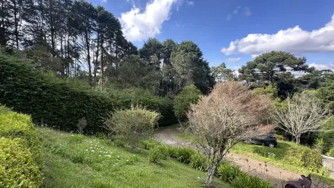 Casa Charmosa com Vista Deslumbrante para a Natureza
