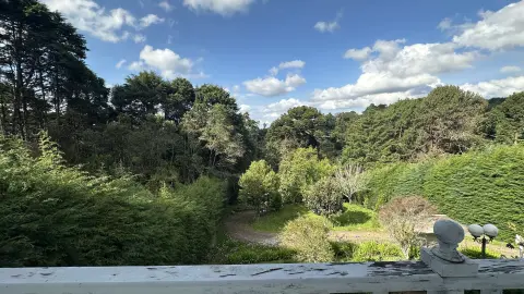 Casa Charmosa com Vista Deslumbrante para a Natureza