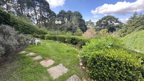 Casa Charmosa com Vista Deslumbrante para a Natureza